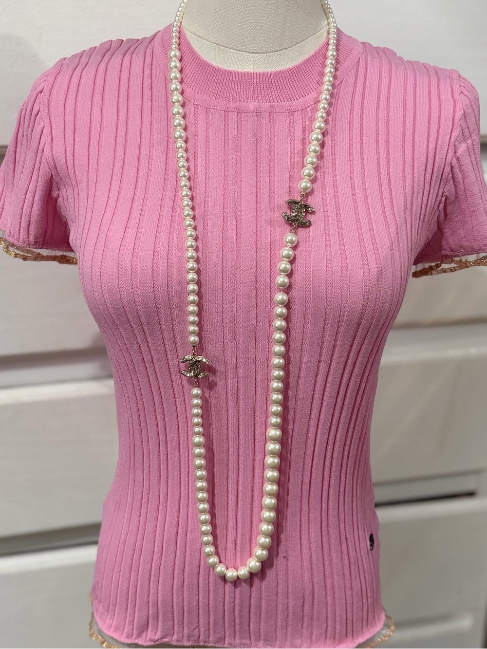 Chanel Classic Pearl Necklace with Logo Accent - Pink